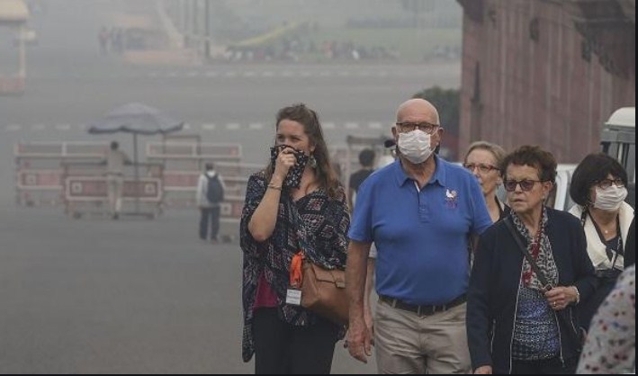 Delhi's air quality 'poor'; wind direction shift may improve it